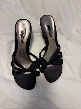 Unlisted Black Bow-Accent Slide Heels